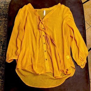 Xhilaration Yellow Polka Dot Long Sleeve Button Up Tie Front Blouse Top